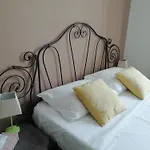A La Guest house