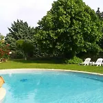 A La La Baume-de-Transit
