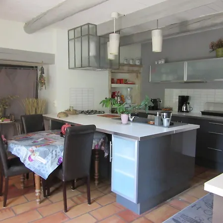 A La 3* La Baume-de-Transit